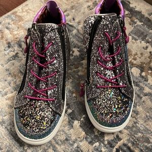 Steve Madden high top glitter sneakers